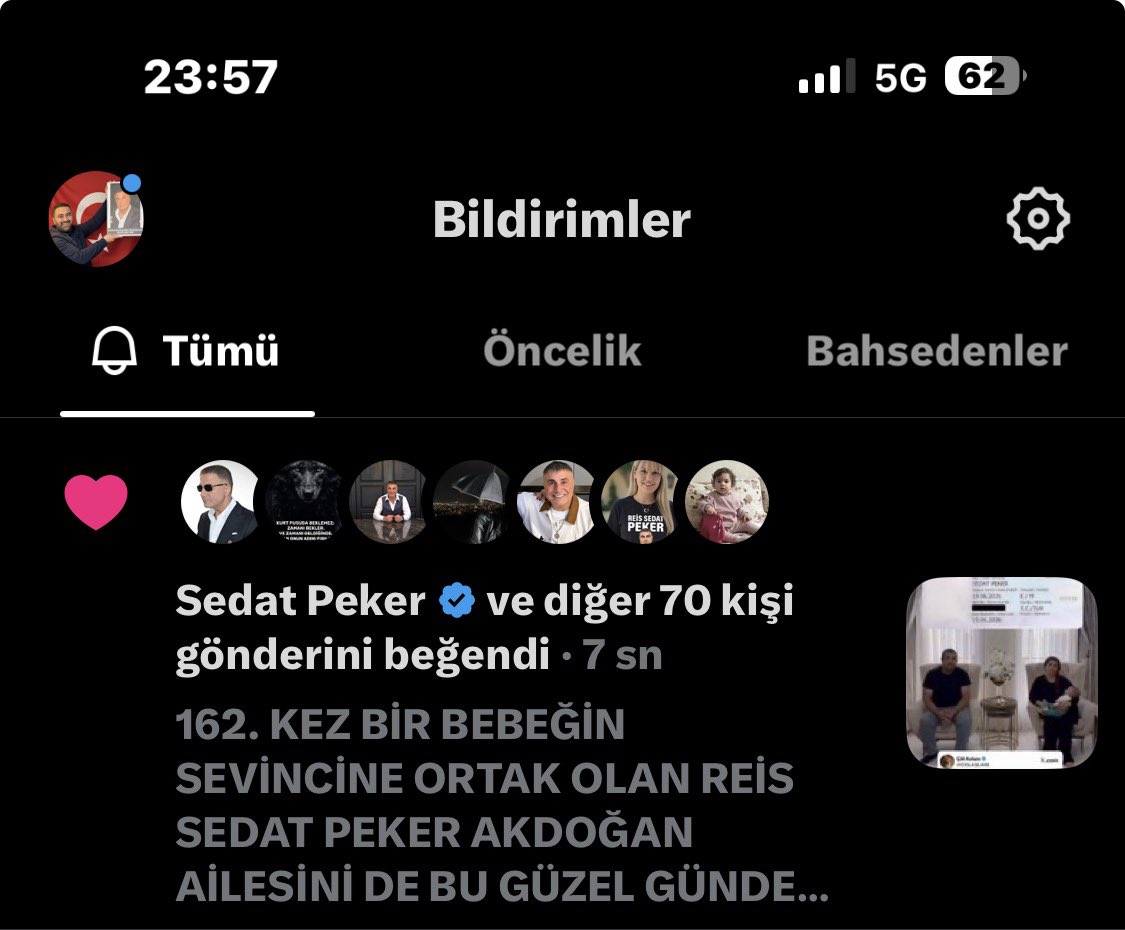 Muratcanmd's tweet photo. CAN BABAM MÜSLÜMANLARIN BAYRAMI HER CUMADIR BİZİM PAYLAŞTIKLARIMIZI OKUYUP BEĞENMİŞ YÜREĞİMİZDE HER AN BAYRAM SEVİNÇİ YAŞAMAYA KATKI SAĞLIYOR YÜCE ALLAH’IM BU CUMA GECE SAHIBI ALLAH OLAN MURAT KULUNUN DUASINI KABUL BUYURUR INSALLAH DİLEKLERINIZLE DUALARINIZDA HANGI ISTEDIĞINIZ VARSA YÜCE ALLAH SIZINDE GÖNLUNUZDE BAYRAM ETKILERI YAŞATIR INŞALLAH ÖMUR BOYU HÜRMETLE ELLERİNDEN ÖPERİM CAN BABAM🇹🇷
@sedat_peker