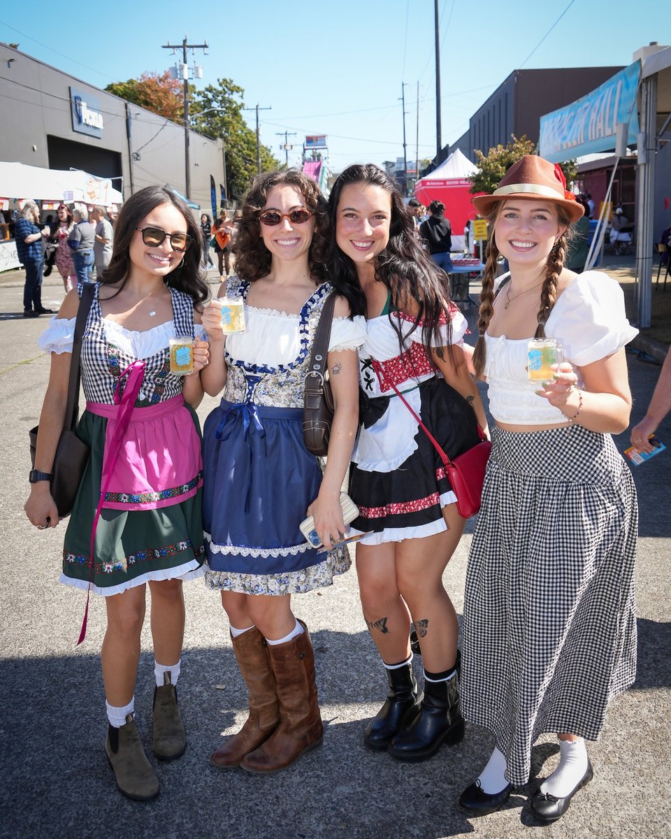 FOktoberfest's tweet photo. A few of the freshest fits from FOKT weekend 😮‍💨😮‍💨🔥🤌

@alabastrophoto https://t.co/bT1AB9MnYa