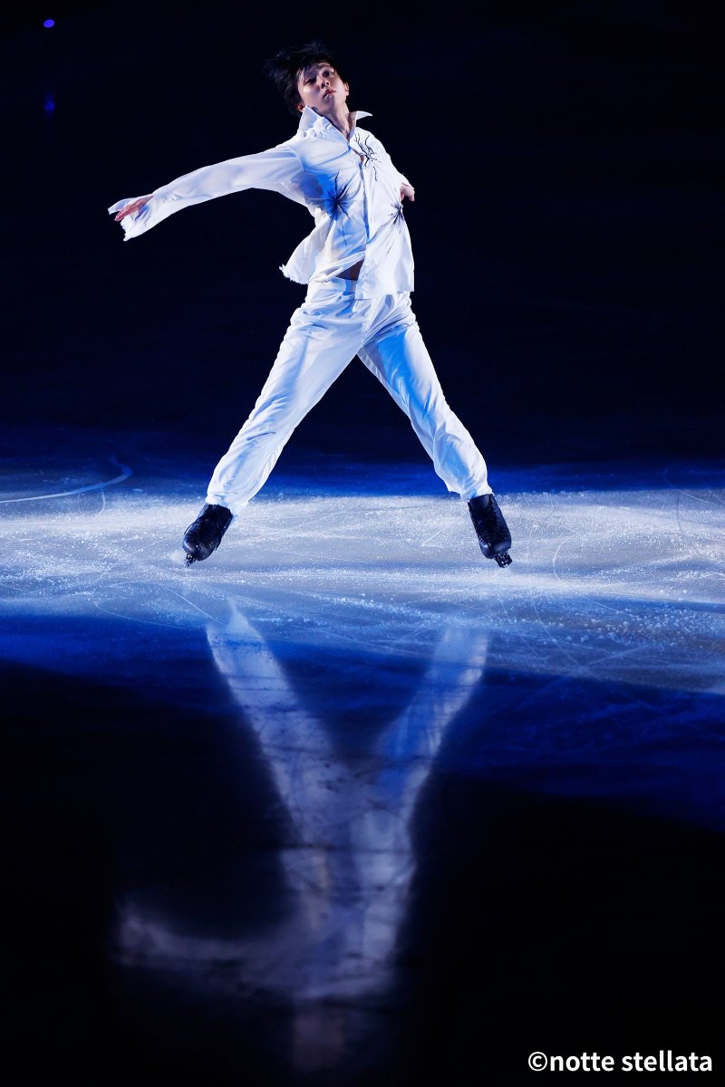 nitteleplus's tweet photo. ＼📢 あすアンコール放送！／

 『東和薬品 presents 羽生結弦 notte stellata 2026』
2026/3/9公演【10/10(土)9:00〜】

番組詳細はこちら👇 https://t.co/2cxv88F6Vm