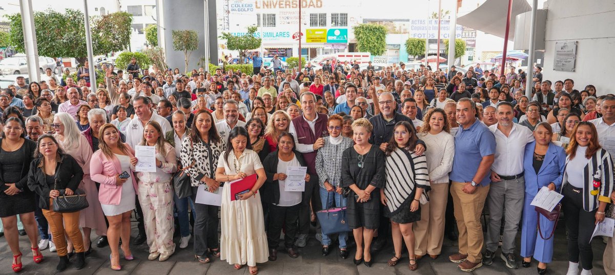 pepechedrauimx's tweet photo. Realizamos la entrega de Constancias de Mayoría a las 87 Mesas Directivas de colonias, barrios, fraccionamientos y unidades habitacionales. 📄

Reconozco a quienes hoy asumen la responsabilidad de representar a sus comunidades con compromiso, cercanía y voluntad de trabajar por el bienestar común. 🙌🏻🤝