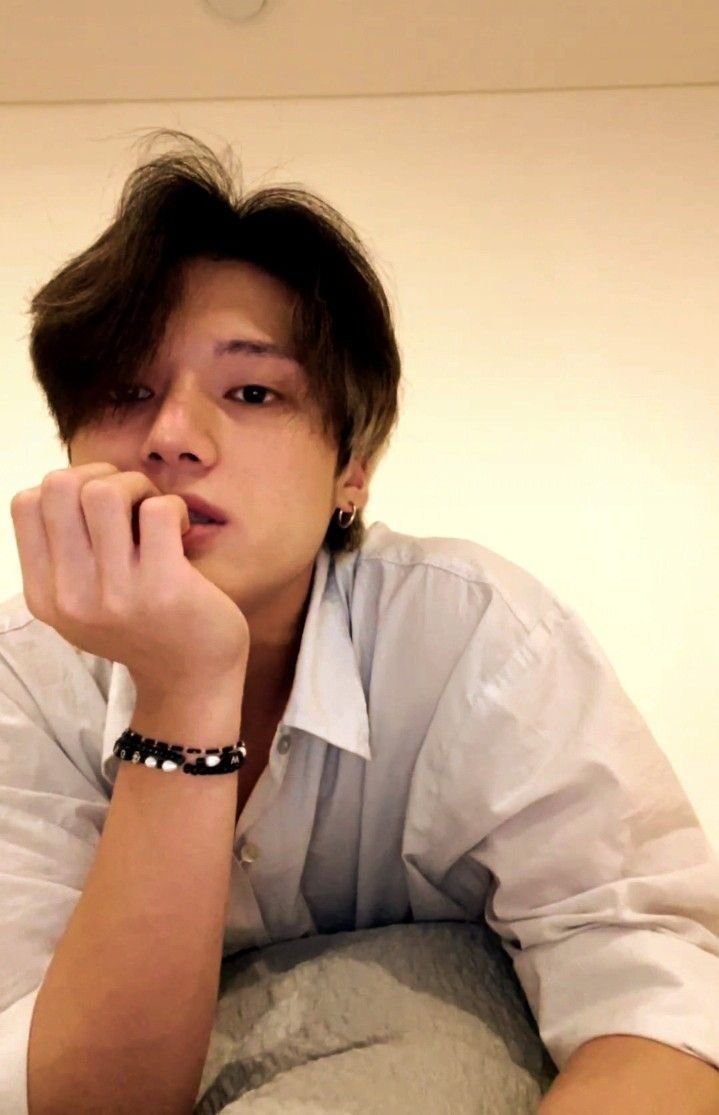 JinJuBoy_'s tweet photo. I'm here baby https://t.co/qrOODVKWIo