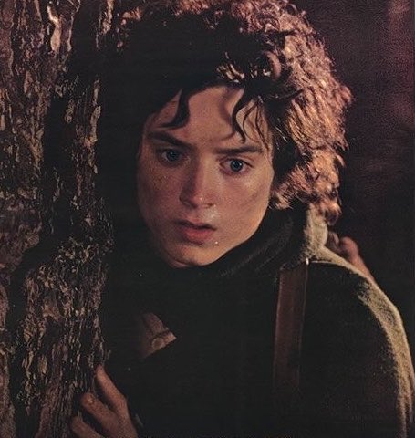 belovedfrodo's tweet photo. my beautiful gothic heroine https://t.co/e93kx7UhMN