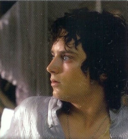 belovedfrodo's tweet photo. my beautiful gothic heroine https://t.co/e93kx7UhMN