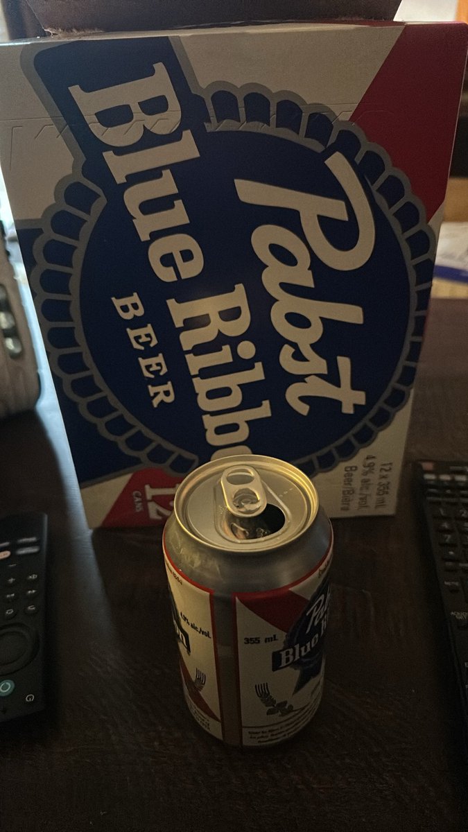 JimmyBrews69's tweet photo. Beer of warriors for a fucking retarded  week. Plan on going on a solo mission tonight at the dirtiest bar around https://t.co/OCbH6JNpBi