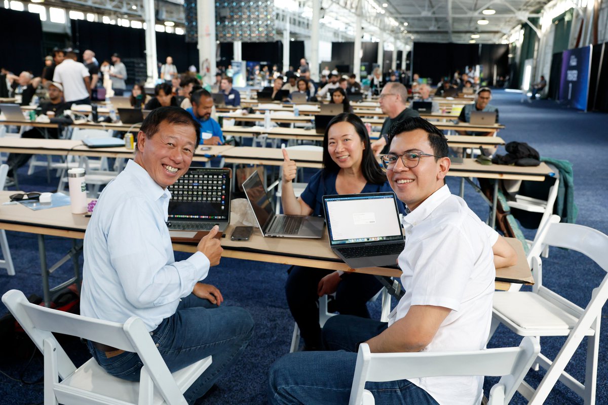 AIconference's tweet photo. The best moments happen beyond the stage. 🤝

From new connections and hands-on experiences to robot encounters, The AI Conference 2026 brought the AI community together in more ways than one.

What was your favorite moment? https://t.co/z0hOFTd0Q3