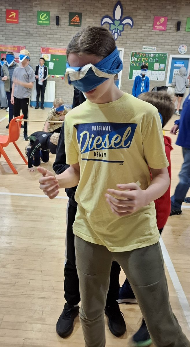 newryscouts's tweet photo. Some Games🏐 😄 some Map Work🗺🧭 in preparation for our fancy dress 👻👽🧛‍♀️🎃 urban Orienteering and then  some more games 🪑, another  productive #ScoutMeeting ⚜️ #ScoutsDoStuff #SkillsForLife #Scouting #Craic #Orienteering #ScoutingIreland #MapReading 🌏🥾🏔🧭⚜️ https://t.co/DzR4yk7zxq