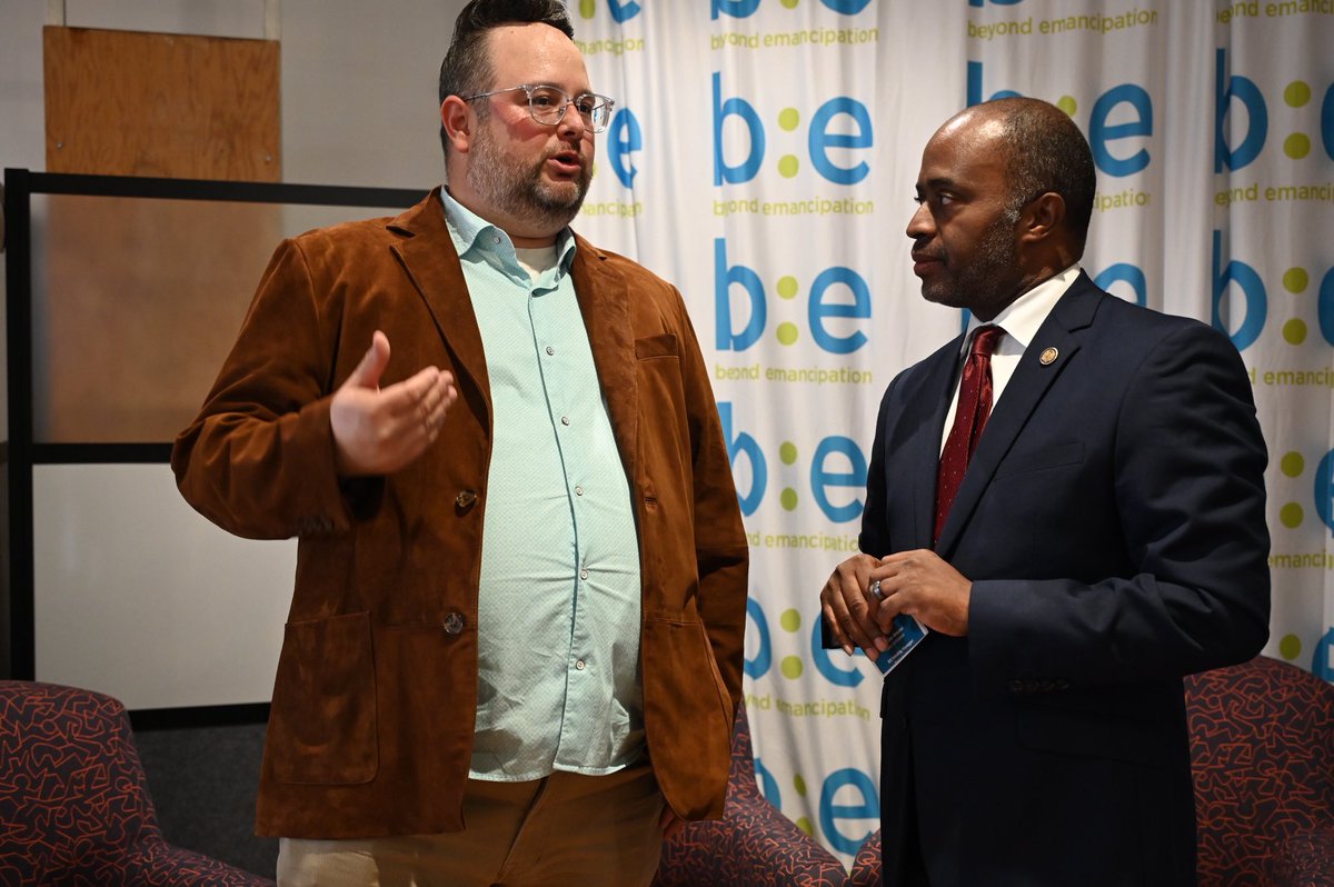 TonyThurmond's tweet photo. Visited an organization called Beyond Emancipation that provides housing &amp; supports to youth leaving foster care. When I was their director I secured their first $1 million grant to support transitional housing. This year I helped to secure $125 million for homeless teens in CA. https://t.co/wbhH29cbkN