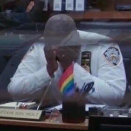Danyel7823's tweet photo. *Yo leyendo un fanfic*
Fluff y Smutt // Angst y Hurt https://t.co/9LKuAInWAN