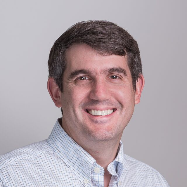 CryptosR_Us's tweet photo. PUSHBACK: Coinbase's top cryptographer is calling Justin Drake's AI bunker-mode warning pure FUD. 🥊

Drake warned AI could crack the cryptography securing $BTC and $ETH before quantum ever does. Yehuda Lindell isn't buying it.

Even Vitalik weighed in, saying the AI risk is real but aimed at a different type of cryptography.