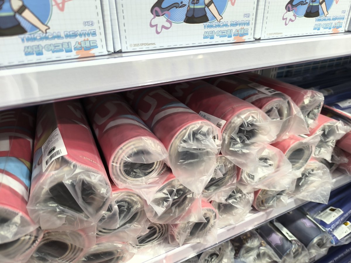 LO1ya's tweet photo. トリッカル×あみあみ秋葉原コラボ、本国限定商品がめちゃくちゃ来てる！！
スピキのプレマとかあるのアツすぎる、ありがとう https://t.co/rqk7NJ7ja2