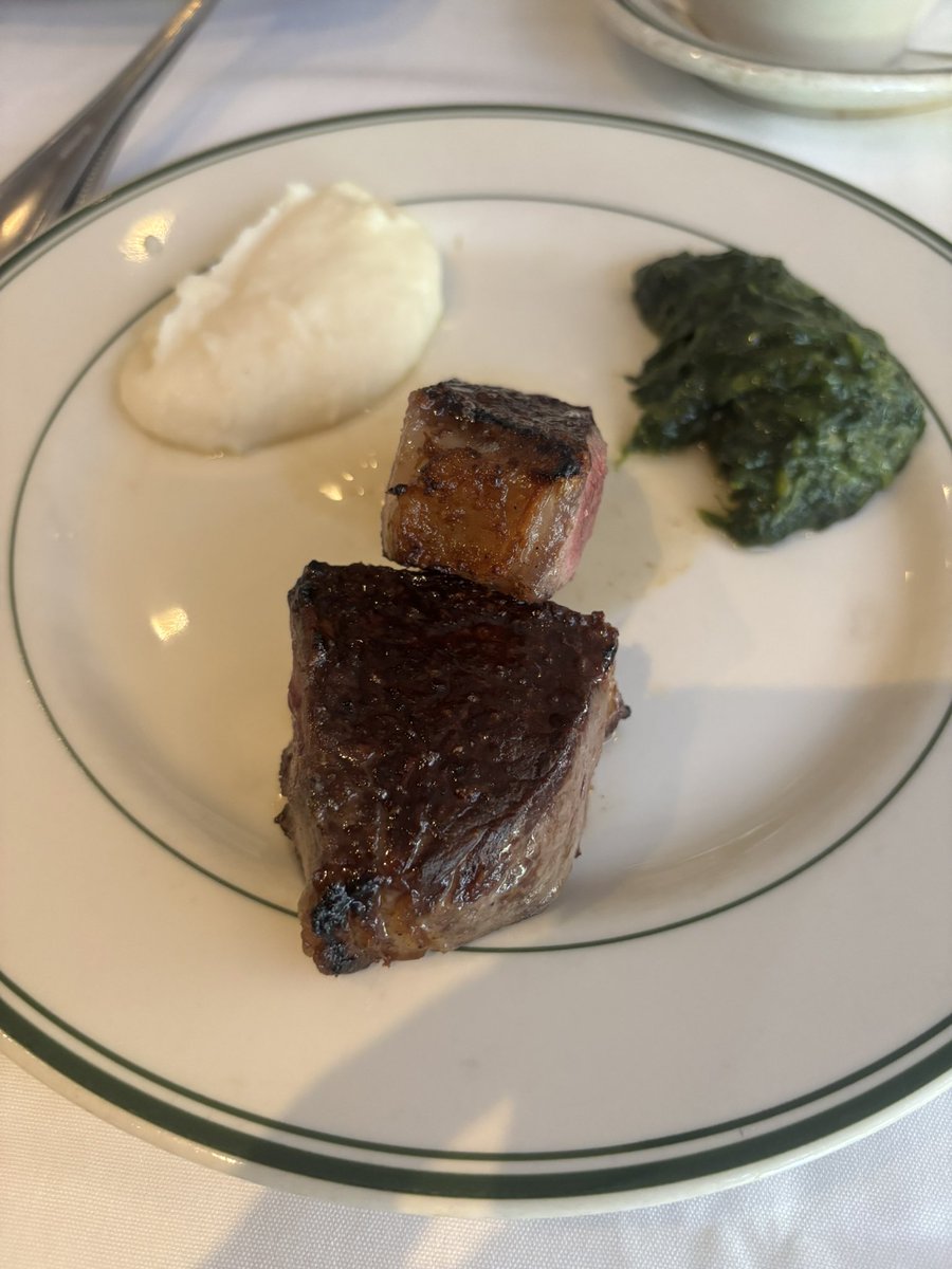 tombcpc's tweet photo. ウルフギャングでランチ😋 https://t.co/nSCAuq6MFc
