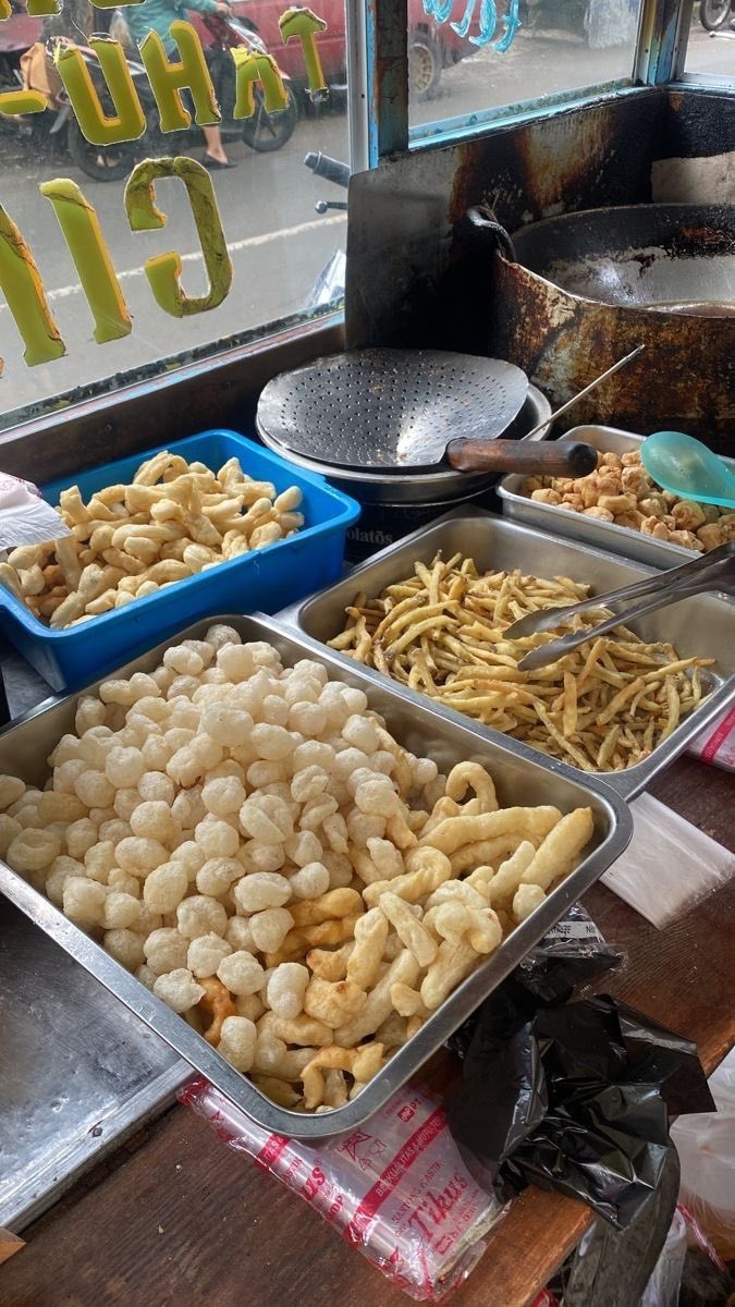 aenaheinm's tweet photo. kalian tim cimol atau cilok by? 🤤 https://t.co/lnFN0ng8Us