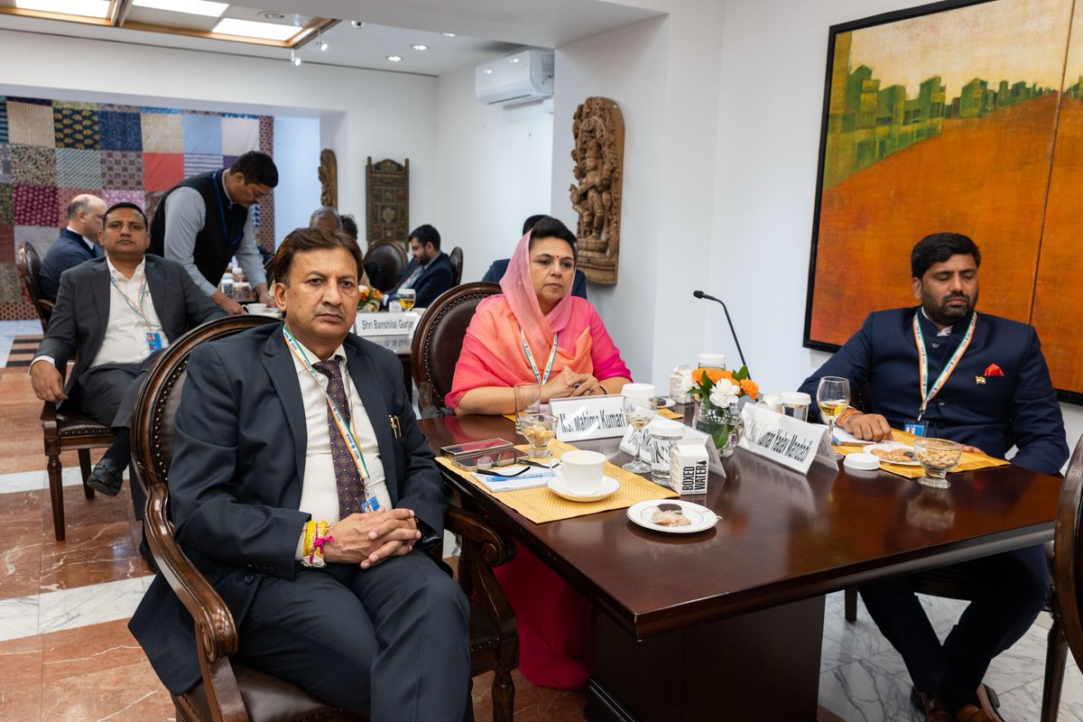 SikanderBJP's tweet photo. 🇮🇳 Engaging with the United Nations Security Council | #IndiaAtUN

As part of the Indian Parliamentary Delegation, I had the opportunity to interact with Ms. Shamala Kandiah Thompson (@SCRtweets) and gain valuable insights into the functioning of the UN Security Council,,
1/2 https://t.co/IrcGuUw6eU