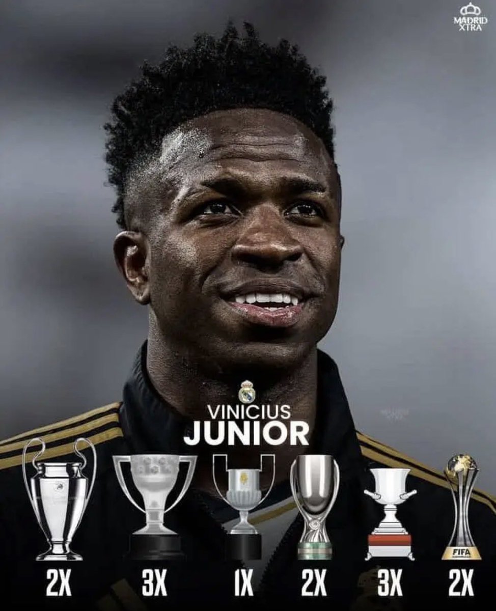 badrrapas's tweet photo. @NadzKM7 @maitre_yoda69 Tu peux parler de Mbappé autant que tu veux, moi je te parle de ce que Vini a déjà fait au Real, pas de ce que Mbappé est censé faire. Le palmarès parle, les promesses parlent moins https://t.co/AVw4o1iC1X