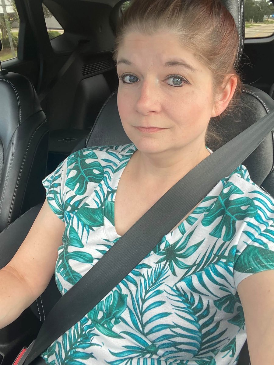 boutepriscilla's tweet photo. Did some peopling today! Got an x-ray. Will find out about that Monday!  I’ve always said I needed to see a chiropractor about this back, so today I did! I saw they were having a $20 special for a consultation/x-rays (if needed). They put me on that spiffy massage https://t.co/BPUWQgPtut