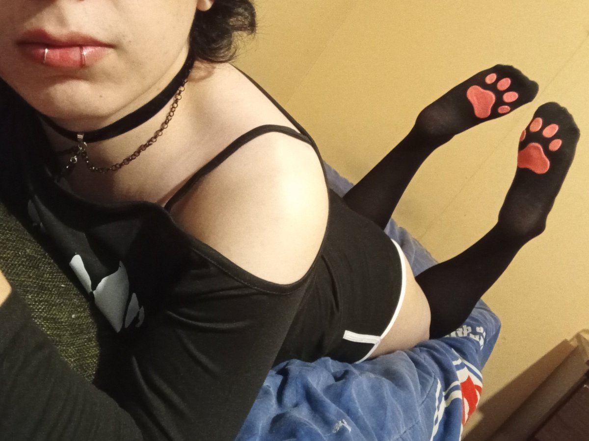 ShapBoy1001's tweet photo. Me llegaron cositas nuevaaaas aaaaaaaaaaaa perdon mis gestos raros estoy muy feliz.

#femboycute #Thighs #femboy https://t.co/PkyQVSij4s