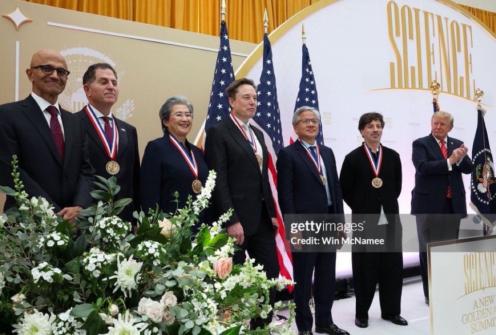 duanster's tweet photo. @Vinny79584337 @mmpadellan Why didn’t you see the bright side of America today? 

The “AI is enemy” can easily make you anger means you’re too weak to see good things… https://t.co/1wO2TyMLjc