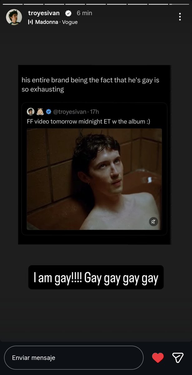 obethmc's tweet photo. @VaelisFox And we love him for that. ♥️♥️♥️♥️♥️♥️😋 https://t.co/Z1jush5gWX