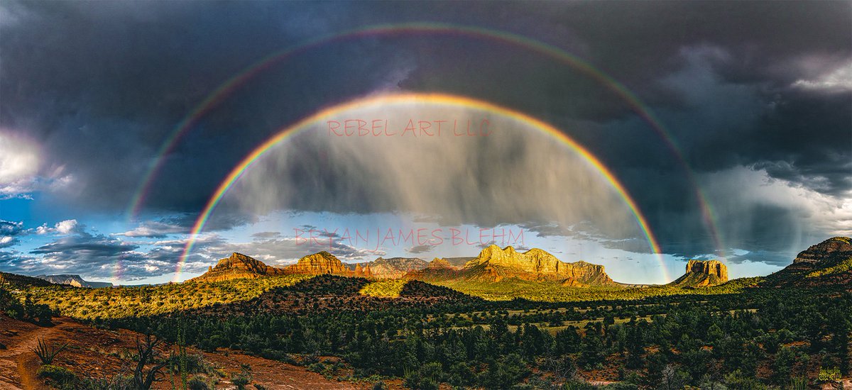 BlehmLawAZ's tweet photo. I was out backpacking around Sedona yesterday to do some night photography and boom. Truly, a once in a lifetime experience. https://t.co/w3yaoaAOtb