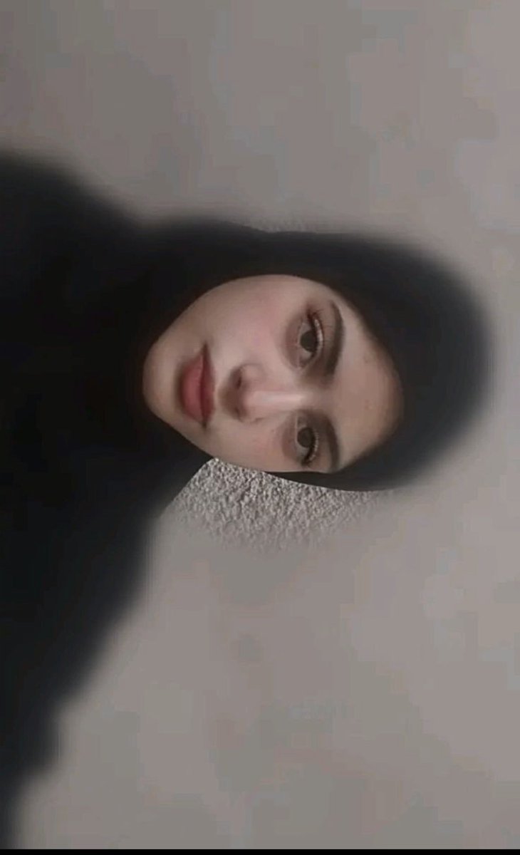 xf3na's tweet photo. لقيت صوره قديمه لماما قبل عشر سنين https://t.co/CAHyoZINVp