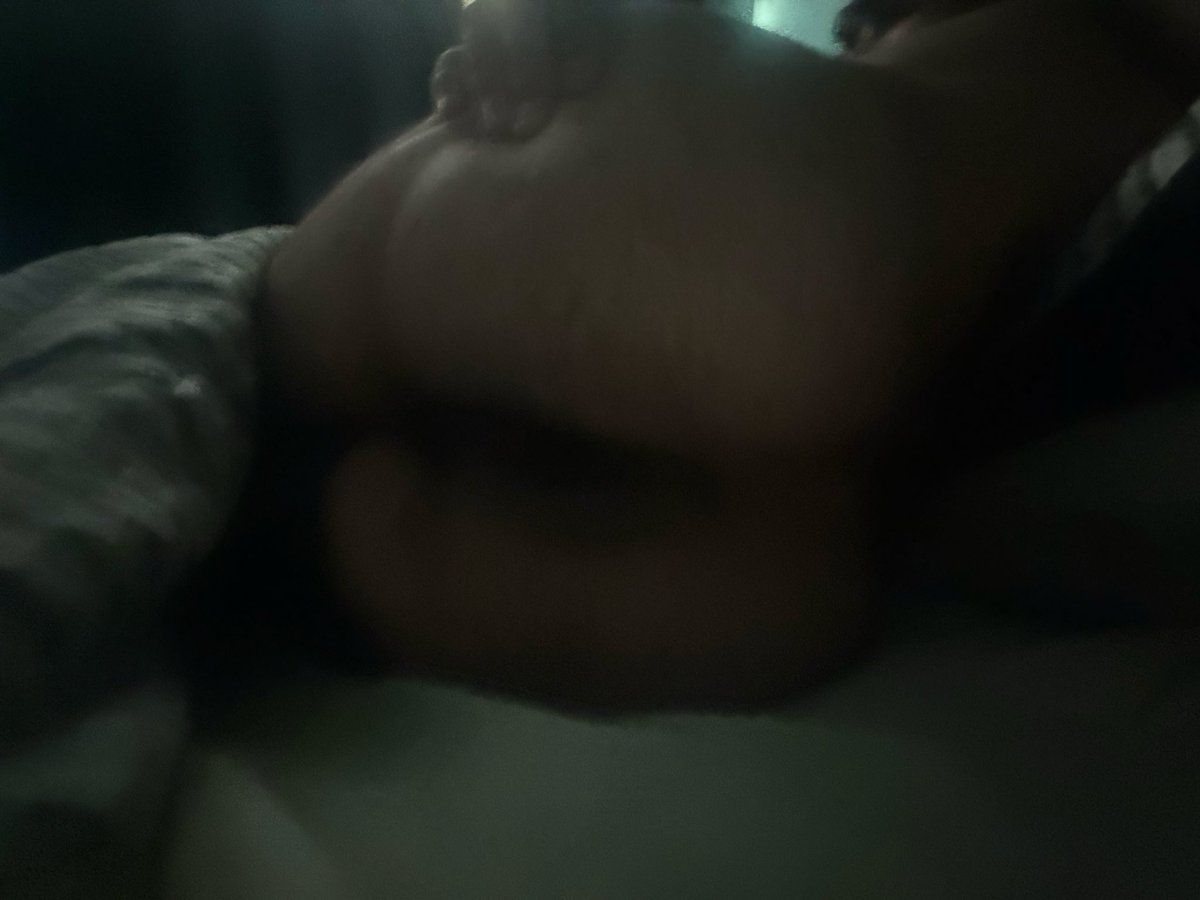 Solvyrt's tweet photo. dm me i’m bored daddy https://t.co/c0l352XZoQ