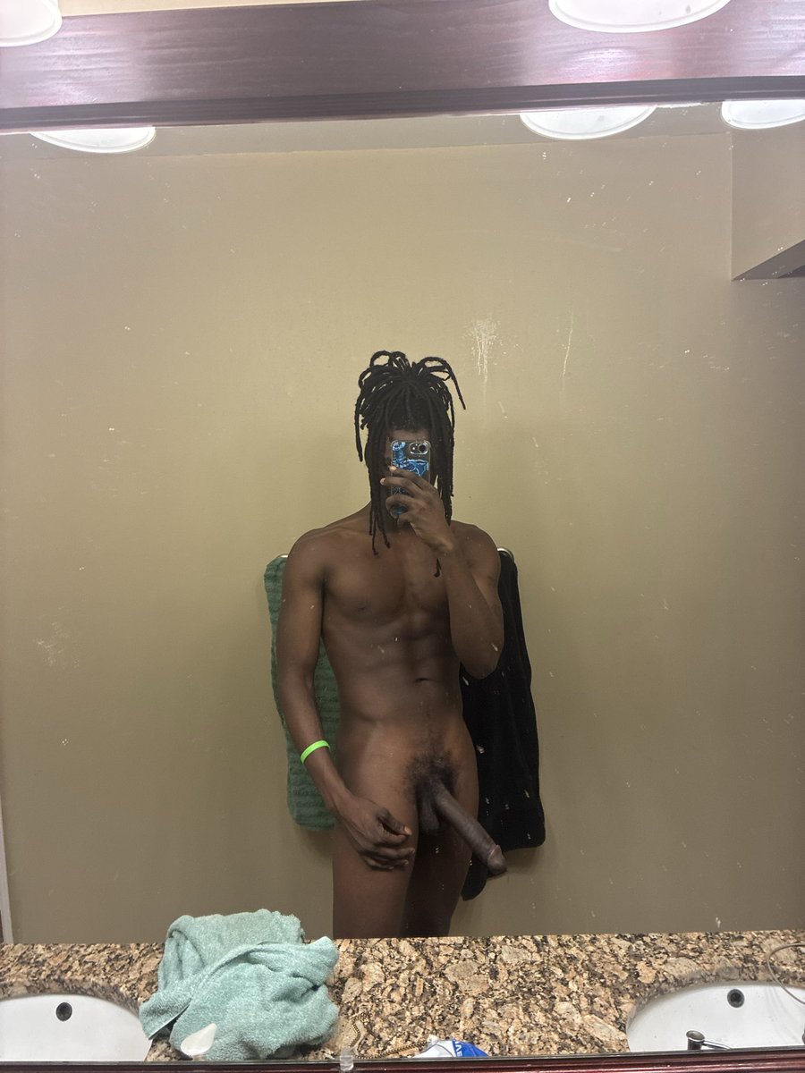wildxxx__'s tweet photo. Finest man alive 🥰 https://t.co/dyfVYIj6or