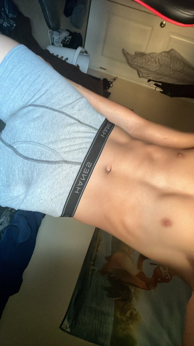 hornipuppy832's tweet photo. still learning how to take pics lol :P https://t.co/9NuzLT4YWD
