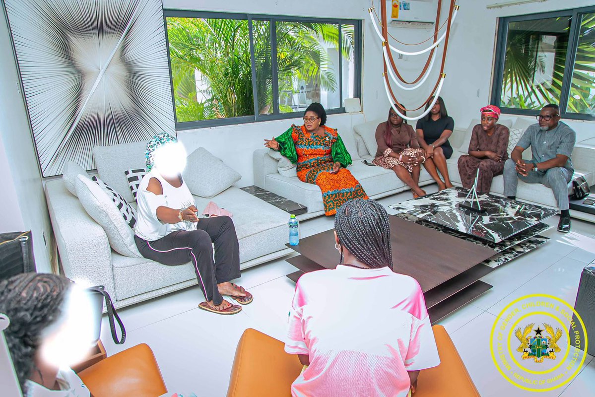 utvghana's tweet photo. The Minister for Gender, Children and Social Protection, Dr. Agnes Naa Momo Lartey, has visited fashion personality Nana Akua Addo and her family following reports of alleged domestic abuse, assuring them of the Ministry’s continued support and assistance.

#UTVGhana https://t.co/xcW8yvAk0R