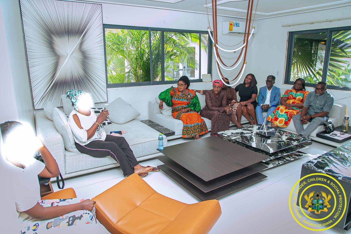 utvghana's tweet photo. The Minister for Gender, Children and Social Protection, Dr. Agnes Naa Momo Lartey, has visited fashion personality Nana Akua Addo and her family following reports of alleged domestic abuse, assuring them of the Ministry’s continued support and assistance.

#UTVGhana https://t.co/xcW8yvAk0R