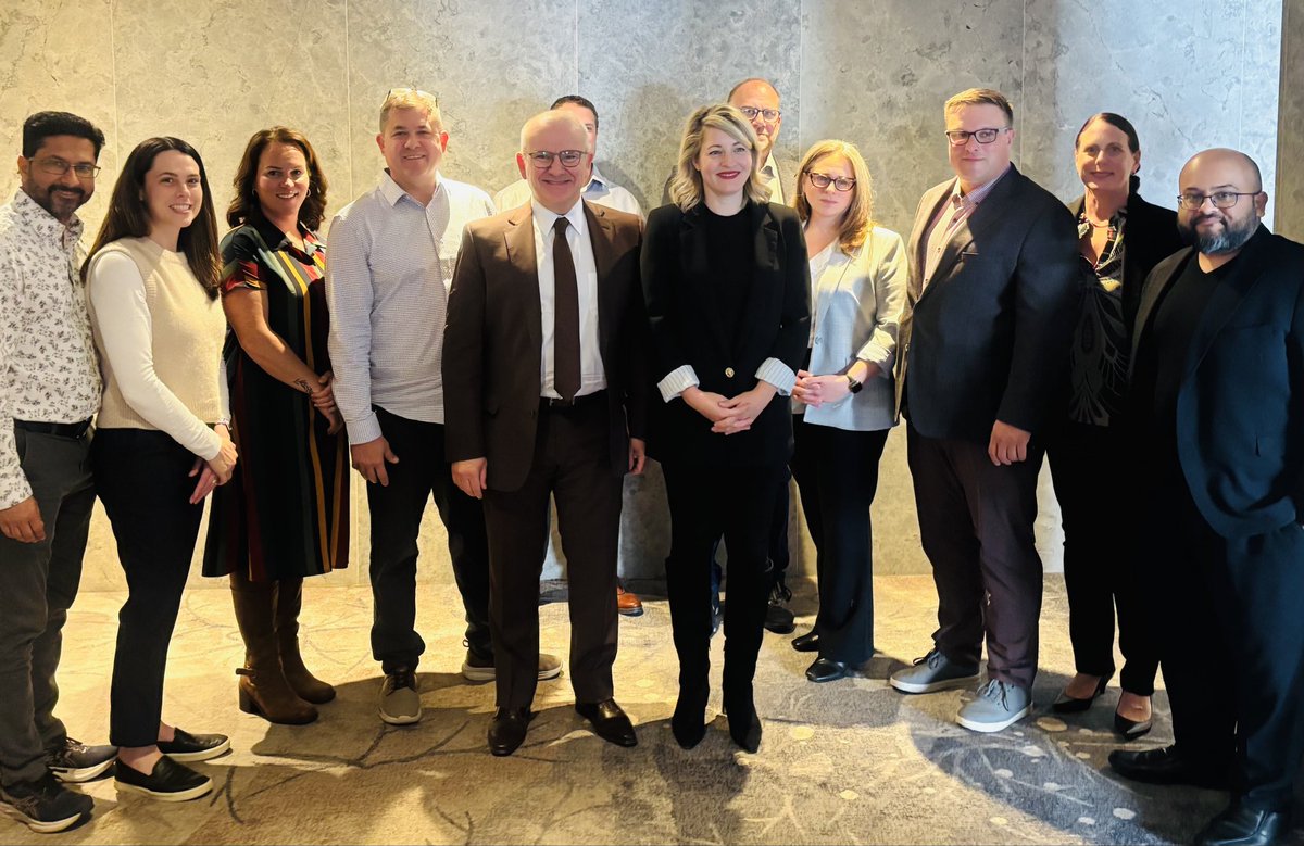 CFIB's tweet photo. Thanks to Industry @ISED_CA Minister @melaniejoly for joining CFIB’s Board of Governors at our fall meeting in Montreal.  It was good to catch up on the impact of the trade war on small business in advance of the fall budget. https://t.co/pz6jdOSXKP