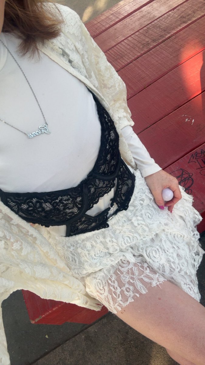 skyy_onlybb's tweet photo. What do you think of the fit??? https://t.co/YmkkQywIf8