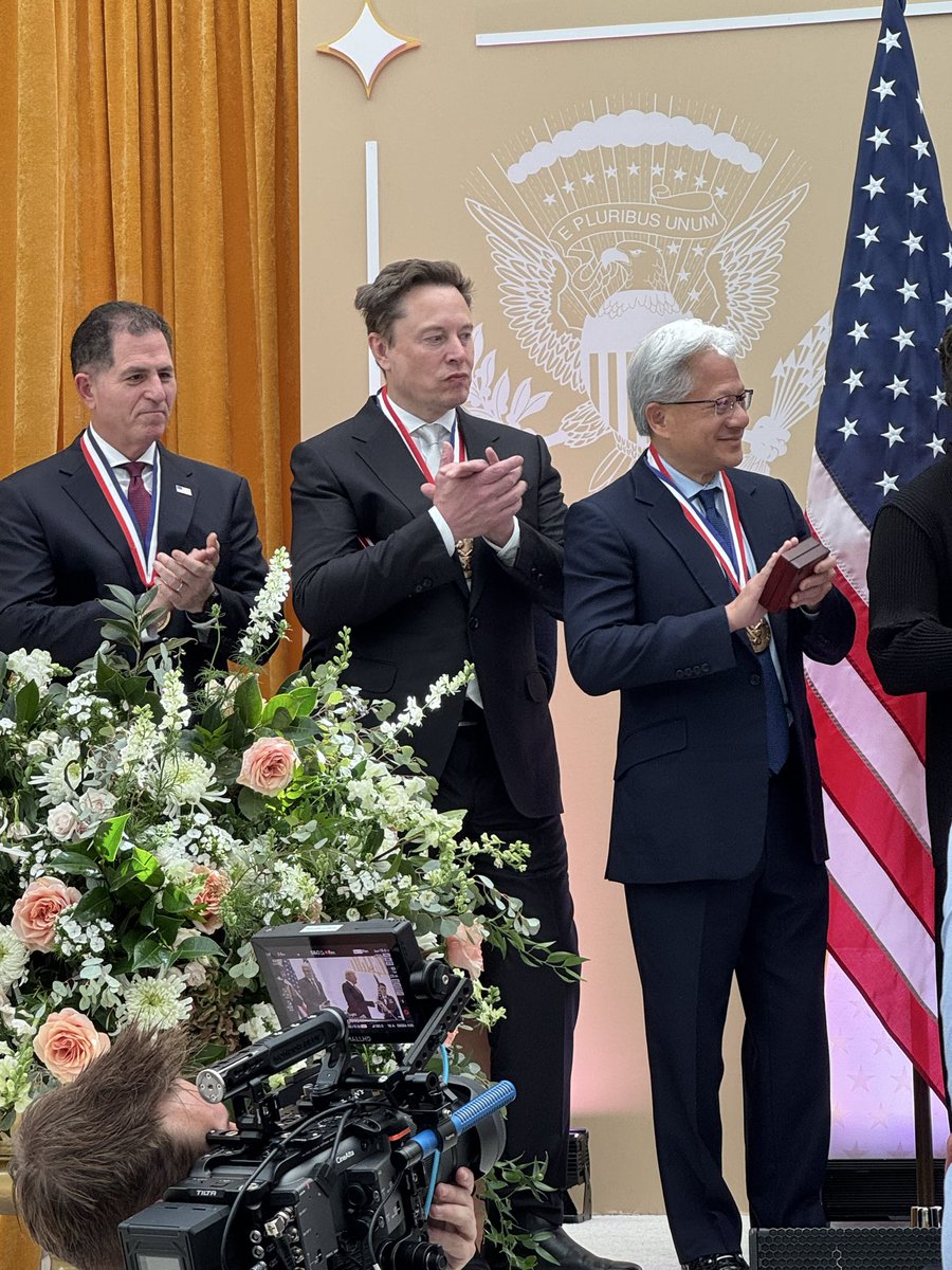 mayemusk's tweet photo. I am the proudest mother in the world. @elonmusk received the National Medal of Science from @POTUS 
Other awards were for @JensenHuang @MichaelDell @satyanadella @LisaSu and Serge Brin 🏅🏅🏅 👏👏👏 https://t.co/869mLDe4ID