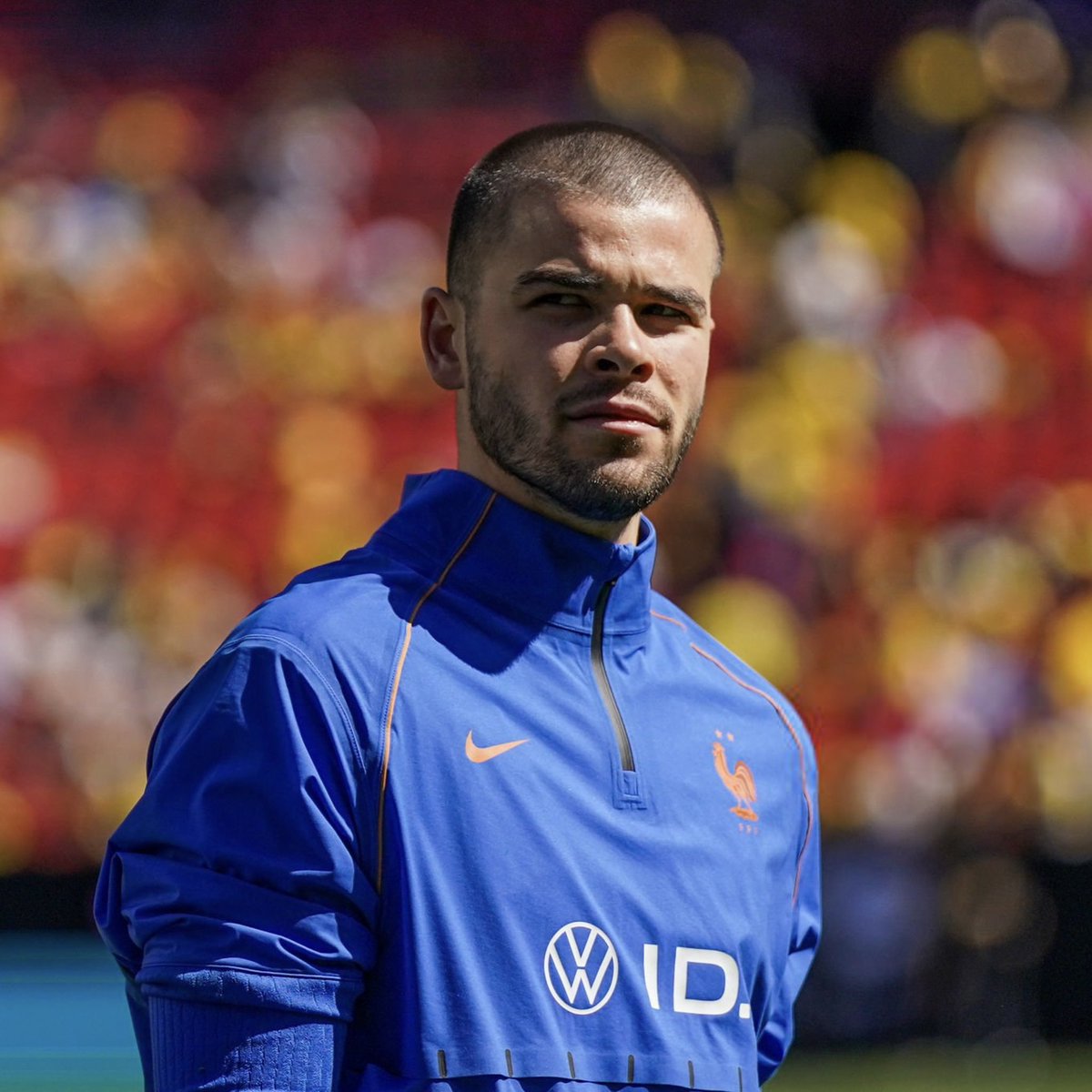 ActuFoot_'s tweet photo. 🚨 LUCAS CHEVALIER 🇫🇷 EST DÉSORMAIS 6E OU 7E GARDIEN DANS LA HIÉRARCHIE DES BLEUS ! 😬🧤

Il n’a disputé que 45 minutes face à Majorque en amical en août depuis sa dernière apparition officielle, le 23 janvier. 

🗞️ @lequipe https://t.co/uMPaMzgsP4