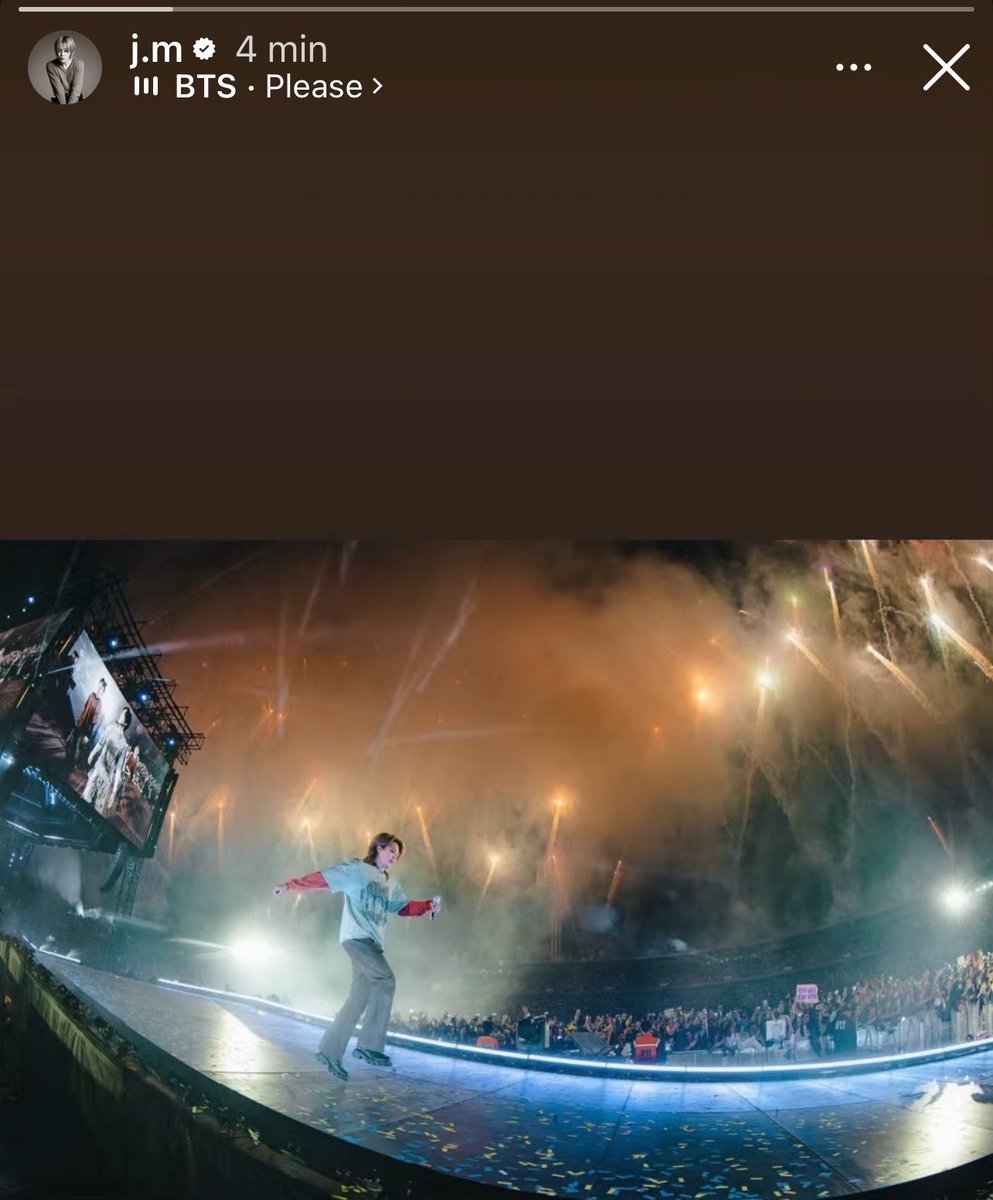 JiminLatinoFB's tweet photo. Jimin y sus fotos en 144 P 😱🤣  anda muy activo, publicó un nuevo estado en Instagram: https://t.co/laqvRBfMcC

☺️ Y también publicó un nuevo estado en Weverse: https://t.co/kvQPZWh0XC

JIMTOBER ON LATAM 
WE LOVE YOU JIMIN https://t.co/5iqELrj0PL
