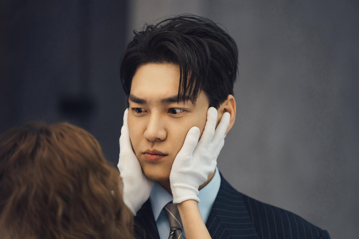 NetflixKR's tweet photo. 인공 심장 까칠남주가 전기 능력자 햇살여주에게 충전 계약을 제안했습니다. 네네 로코입니다.
<나를 충전해줘>, 오늘 오후 5시 오직 넷플릭스에서. https://t.co/nY6ILjvl3g