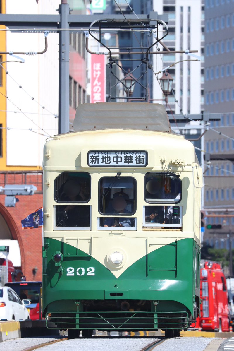yuki_Railways's tweet photo. 長崎電気軌道 200形202号
長崎電気軌道開業110周年記念
昭和25年〜昭和30年代復刻塗装

2026年10月8日
長崎くんち開催に伴う
臨時 新地中華街行き
出島〜大波 https://t.co/zoPXAuEiz0