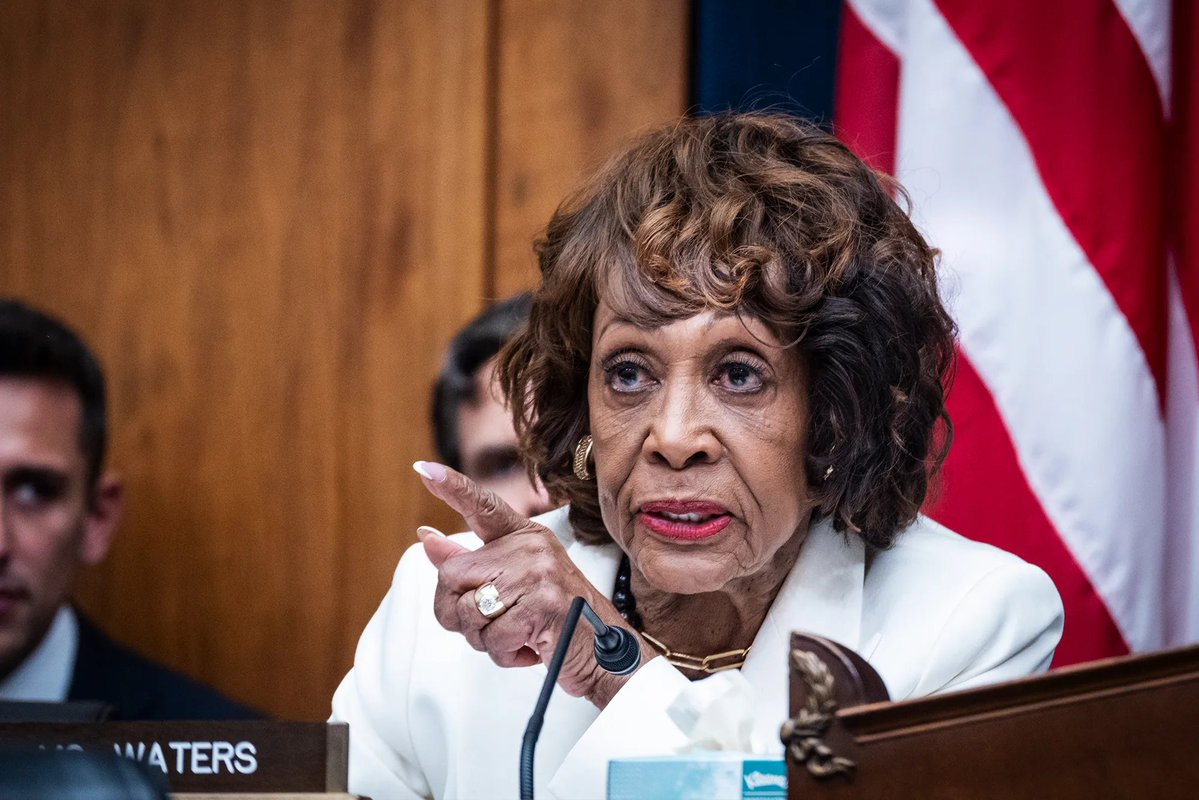 RightPulseNewss's tweet photo. Maxine Waters has been officially declared a "disassociated member" of the House after 45 days of absence.
Under Article 3, Section 7, Speaker Mike Johnson can now call for her removal by simple majority vote.
"She's obviously incapacitated," said one Republican aide. "The seat stays empty until November."
Democrats protected her for months. Now even they can't hide from the truth.
What's your response to this......??๐
MAKE THIS GO VIRAL ON X. LETโS GO ๐