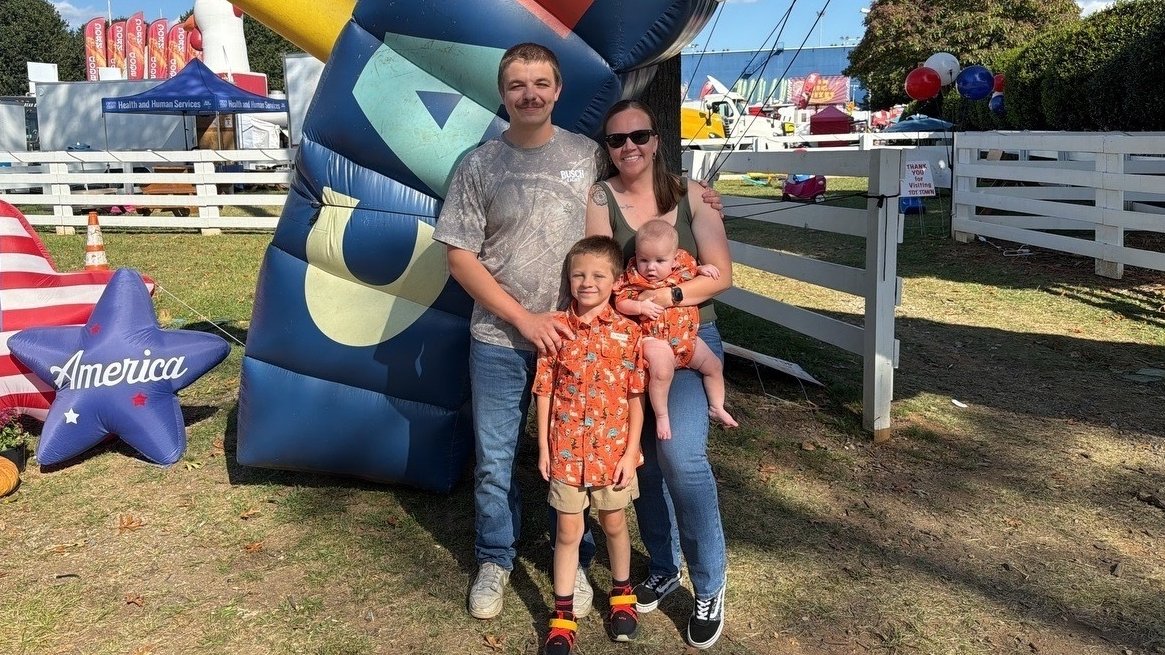VetTix's tweet photo. Carolina Classic Fair, donated by the City of Winston-Salem, Winston-Salem, NC

Thank you, City of Winston-Salem!
Kyle, #USMC #Veteran 2017 - 2021 #Memorymaker https://t.co/jmVzCHeZtg