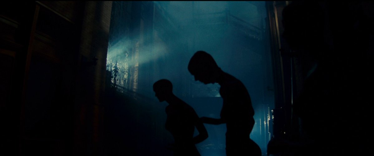 filmfr4me's tweet photo. Blade runner (1982)
director: Ridley Scott https://t.co/ot6zYuLjoa