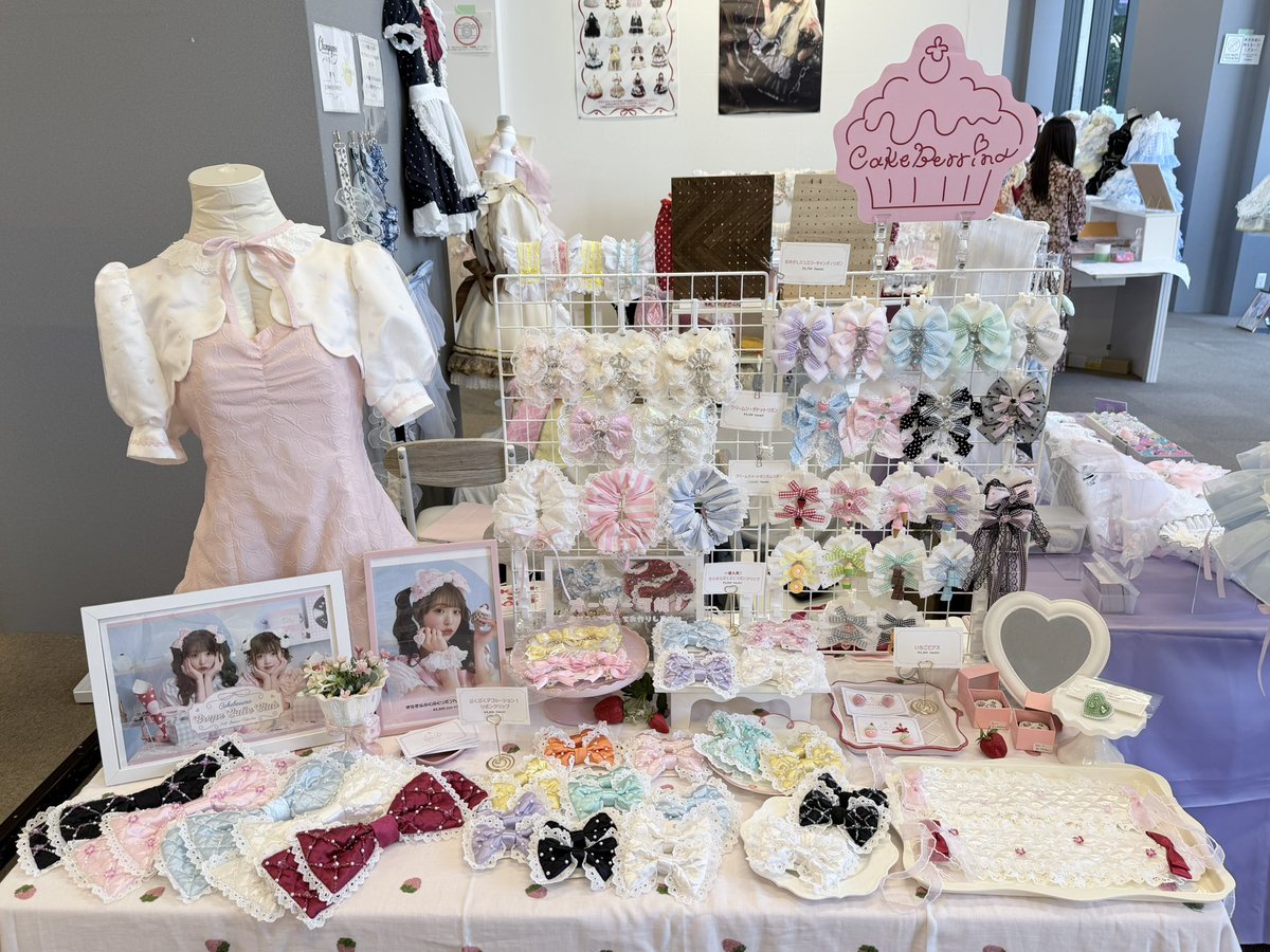 cakeberrina_15's tweet photo. ヒロイン日和。in Osaka🎀1日目！
朝一お目当てありがとうございます🧚♡

カラバリ豊富でご用意しております🍭
当日券もあります💖
コミュニティーフードホール大阪・日本橋内
イベントスペース1階で19時まで
お待ちしております➰🌸 https://t.co/WNmFWWLoQw