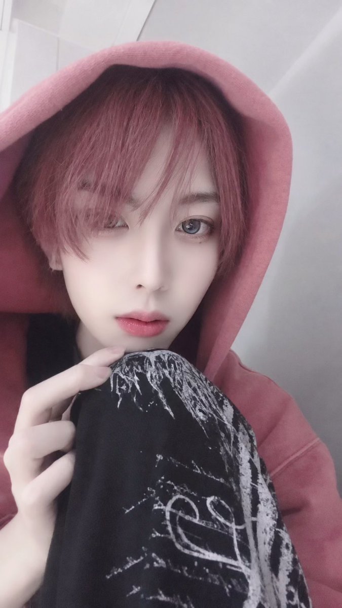 roa_fakiss's tweet photo. #メン地下  #自撮り界隈 https://t.co/vfuKfinnSl