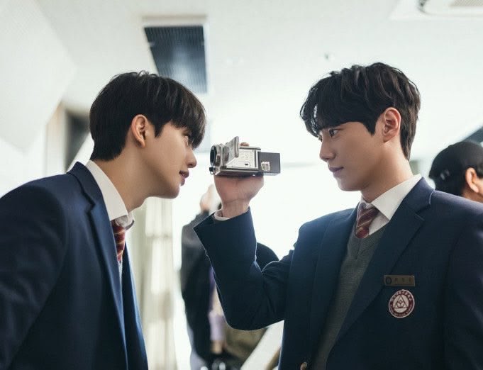 yeoyww's tweet photo. Yo y quién https://t.co/hEkKWsZfwN