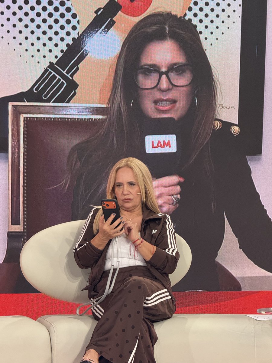 ALFINSOYWANDA's tweet photo. Todos somos Nora cuando habla la VIUDA NEGR4🤣 https://t.co/wKUbHDLjgv