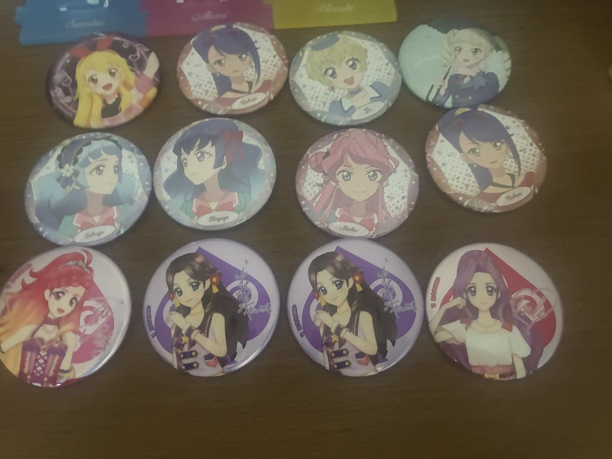 inuinuko89's tweet photo. 【交換】アイカツ 缶バッジ　交換

譲）画像
求）蘭、真昼どんなものでも
真昼サンリオ缶バッジ定価買取します！ https://t.co/jzNWTEFMLv