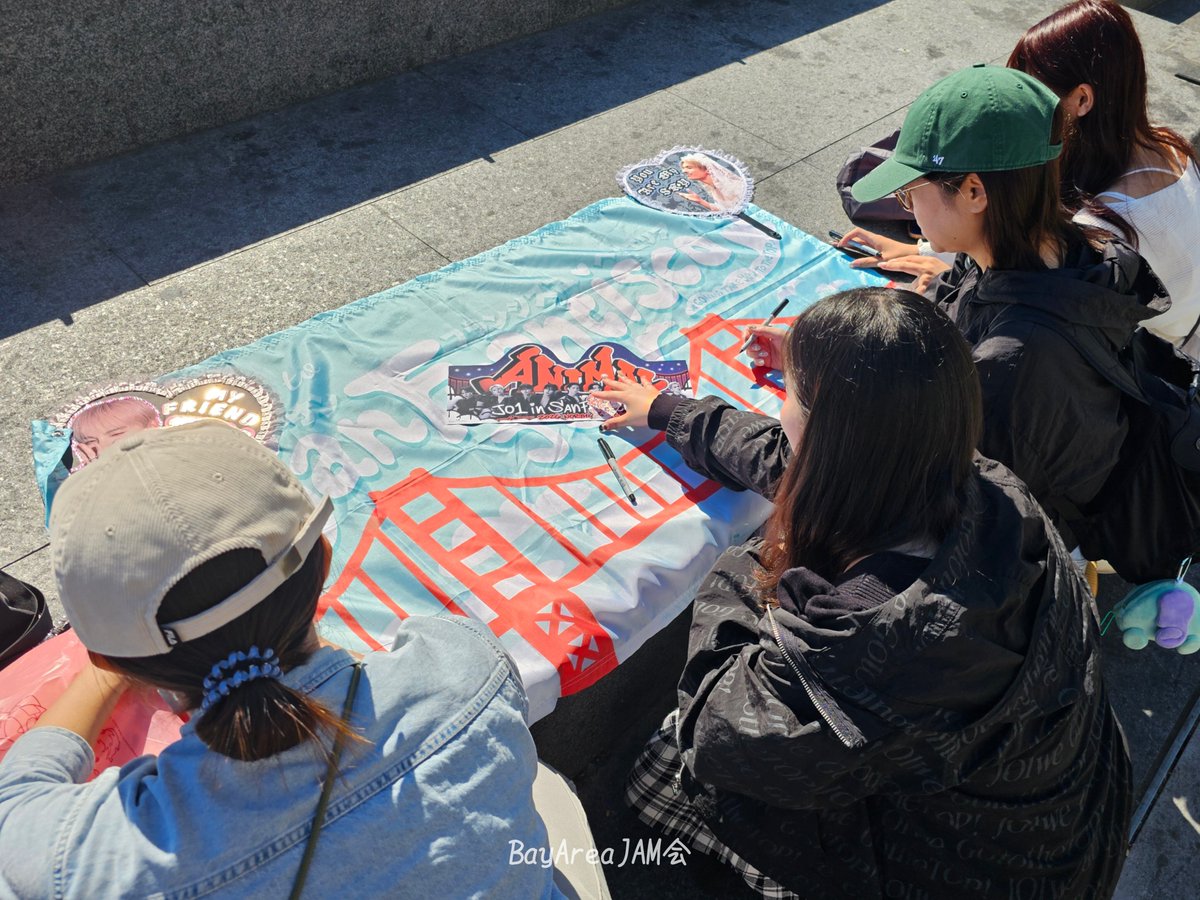 BayAreaJAMKai's tweet photo. 10/8 Bay Area JAM会 Meet-Up | Pt.1

We wanted to say from the bottom of our hearts, thank you JAM for coming to today's very special event. We all cried tears of every emotion seeing everyone come together. We hope to see our 9 boys in SF soon 🌉❤️

#JO1_in_SanFrancisco #JO1 https://t.co/FvT8ILzrMp