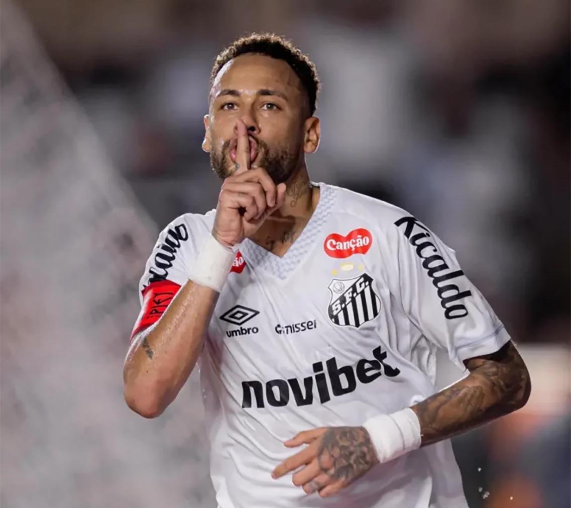 OficialSala12's tweet photo. Neymar entrou no intervalo e fez 2 gols de pênalti

O Santos empata contra o Flamengo! https://t.co/AjLNXe02NN