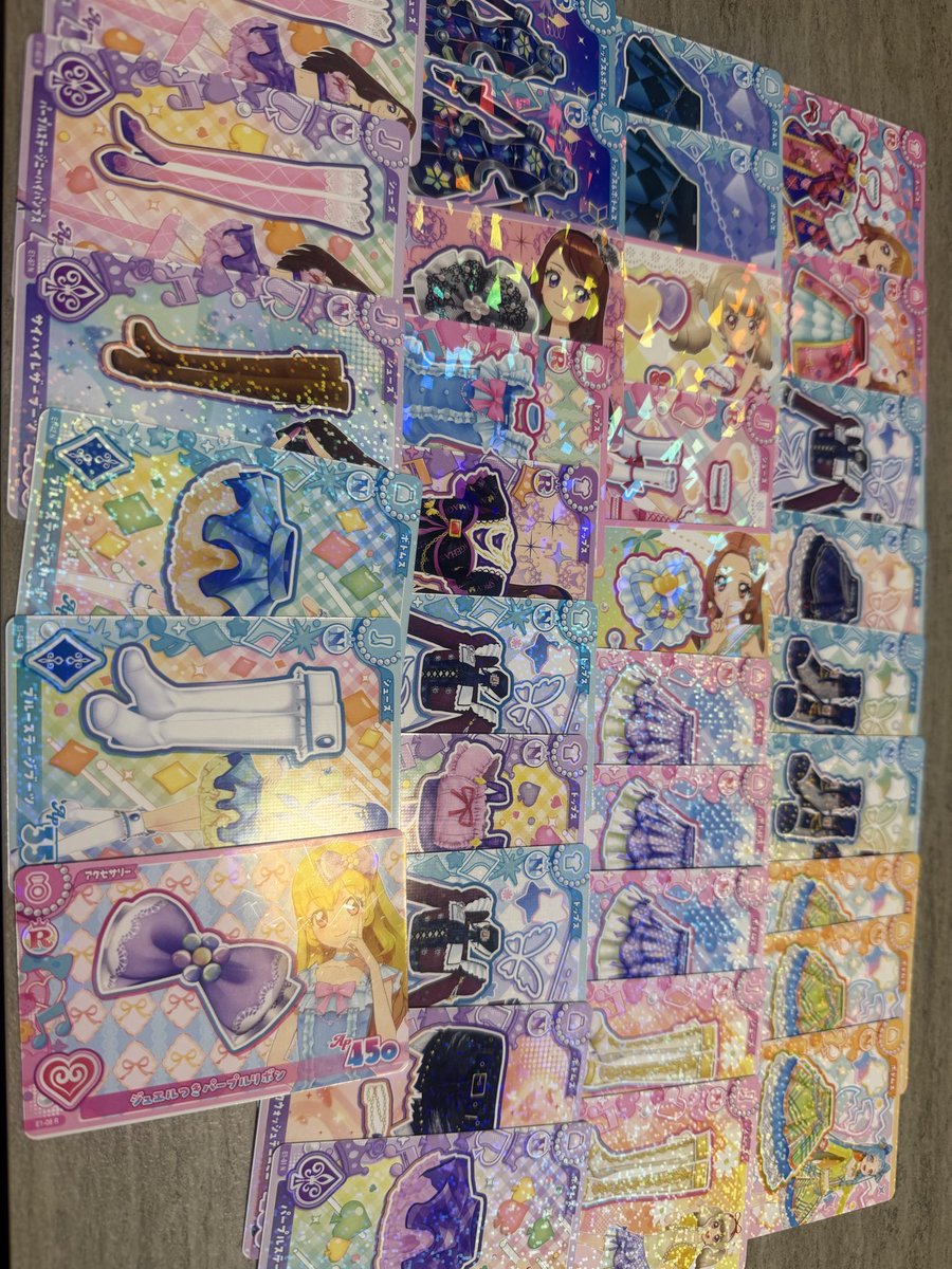 jaemin_0901's tweet photo. アイカツアンコール　アイカツカード　交換　買取

譲）画像
求）買取▶︎交換

交換の際は画像のご提示お願いします。
https://t.co/AS49RsOI6cは購入枚数により定価でお譲��可能です。 https://t.co/L3F4c20jKm