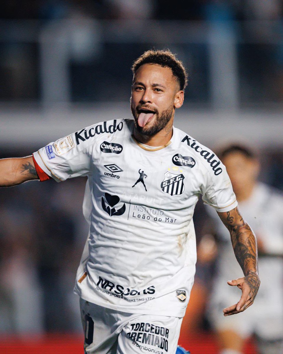 SantosFC's tweet photo. Entrou, marcou duas vezes e ajudou o Peixão a garantir mais um ponto importante na nossa caminhada no #Brasileirão! 🔟 https://t.co/A3x1RtHYKg