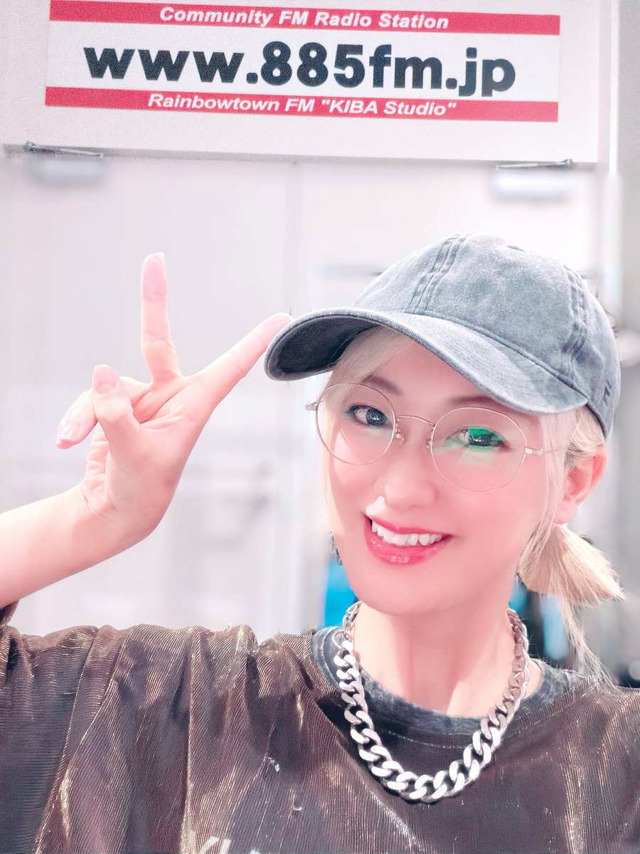 nananananachume's tweet photo. おはようございます😃

今夜はラジオだょ✨
22:30〜 木場のサテライトスタジオで
公開生放送！！

メールはギリギリに送っても読まれる可能性あるよー！！送ってねん💌

【メールの送り先】
info@885fm.jp

#レインボータウンFM https://t.co/WlKabs1FV9