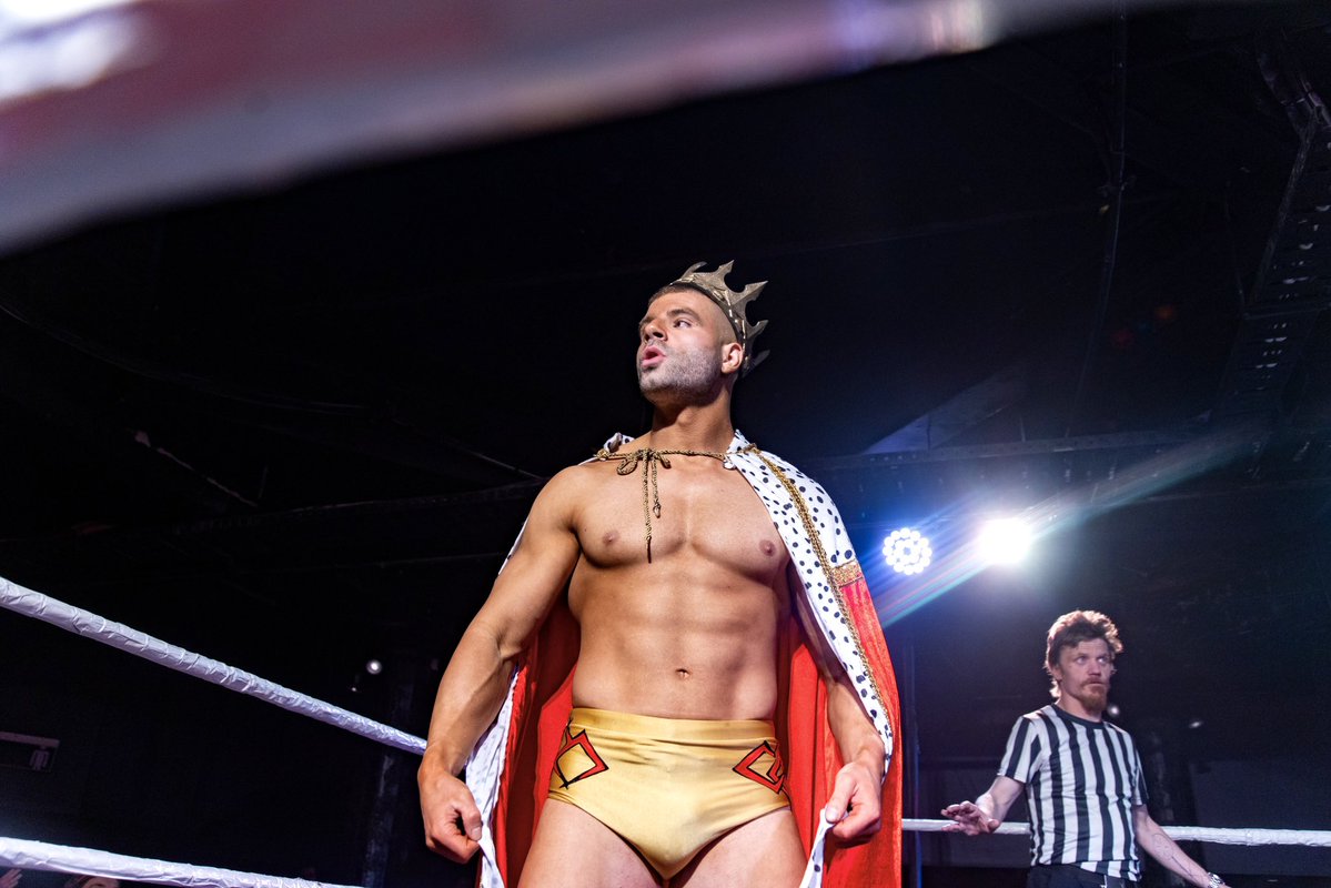 Anth_Cava's tweet photo. LONG LIVE THE KING! 👑 #KingCava https://t.co/SRUqzVIn2V